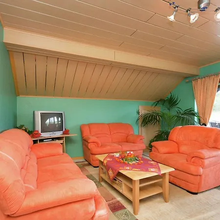 Cozy Apartment In Lirstal With Meadow Nearby