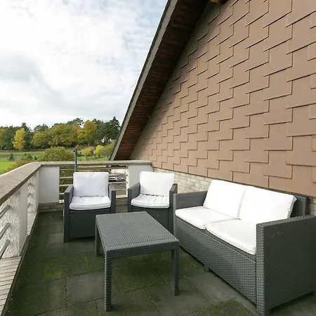 Cozy Apartment In Lirstal With Meadow Nearby 라우바흐