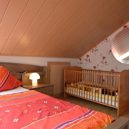 Cozy Apartment In Lirstal With Meadow Nearby